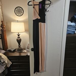 Elegant Black and Cream Colorblock Dress